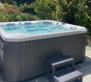 NÉOSPA® PASADENA - 5 places